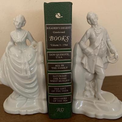 Colonial Couple Bookends