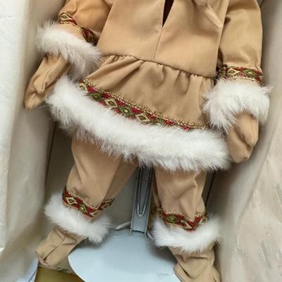 Edna Mann Eskimo Chinook Doll