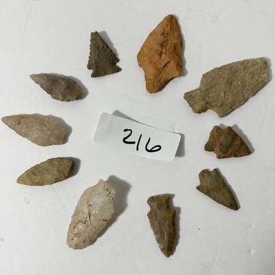Indian Artifact Arrowhead Lot