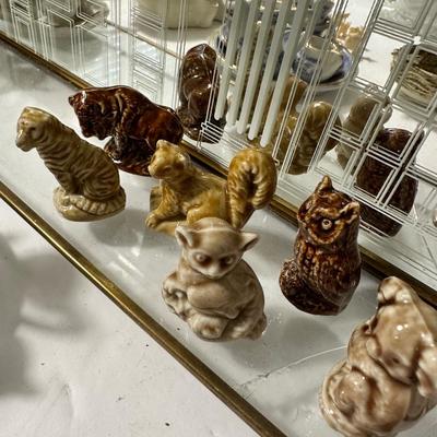 Vintage to Antique Minatare collectibles Lot