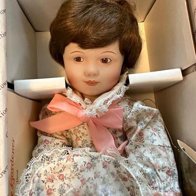 Colectible Doll Lot