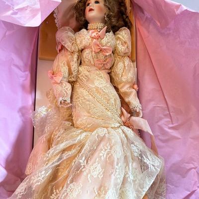 Collectible Doll Lot