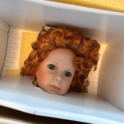 World Gallery Dolls and Collectibles Courtney