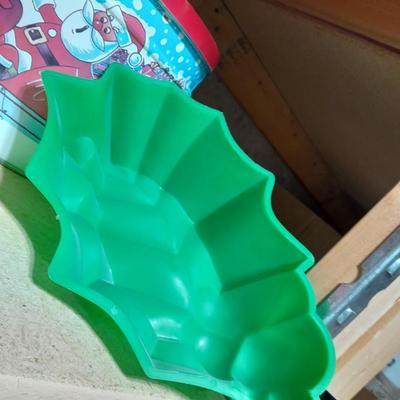 Christmas Jell-O Molds, Kitchen Christmas Items, a Christmas lined basket and more