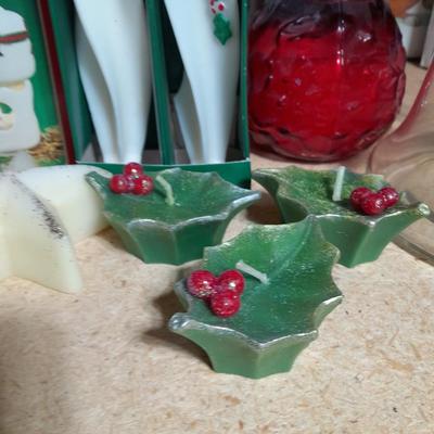 Christmas candles, Christmas mouse night light, And Vintage Christmas candles