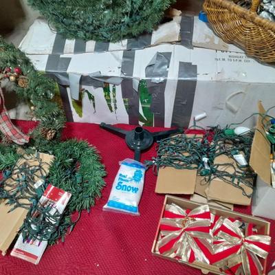 7.5' Pre-lit Canadian Pine tree, Garland, Wreaths, Christmas lights, tree skirt and more