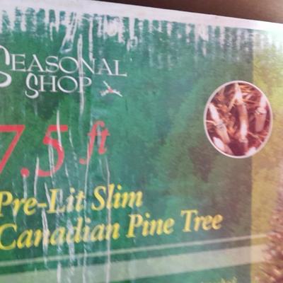 7.5' Pre-lit Canadian Pine tree, Garland, Wreaths, Christmas lights, tree skirt and more