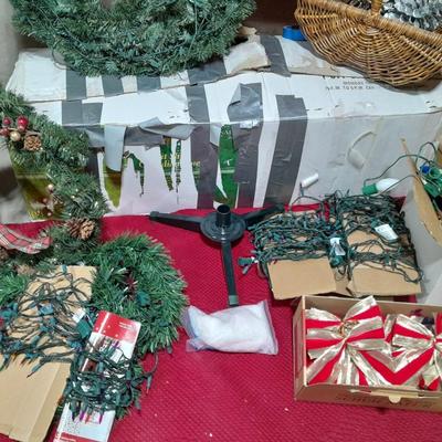 7.5' Pre-lit Canadian Pine tree, Garland, Wreaths, Christmas lights, tree skirt and more