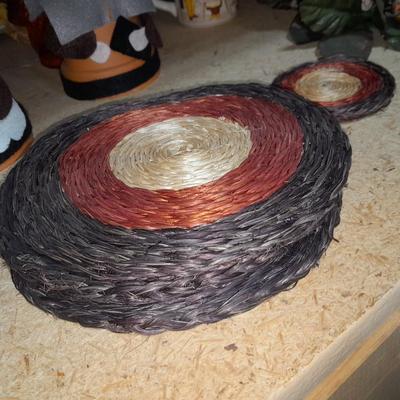 Fall & Thanksgiving Decorations, turkey, pilgrims, dishes, Placemats and more Fall themed items
