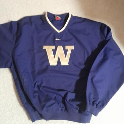 Two Nike Washington State Jogging suits, Pant / Jacket sets Size Medium and XL