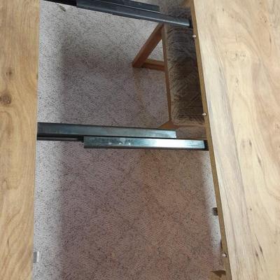 Nice Dining room table with 4 fabric seated chairs. Table and 4 chairs with Leaf