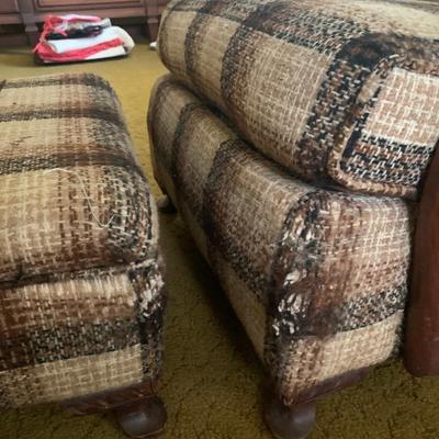 Vintage Plaid Fabric Recliner w/ottoman