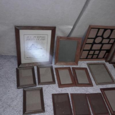 Photo / Picture frames of different sizes