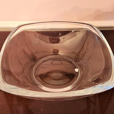 Lot #163  TIFFANY & CO. Crystal Center bowl