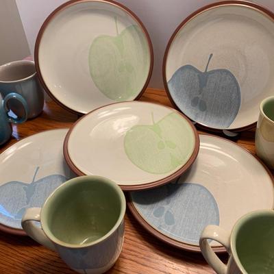 Denby Juice Fruits Plates / Coffee Mugs Breakfast Set - Lot 344