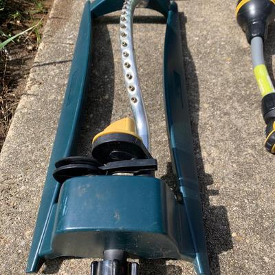 Lawn & Garden Sprinkler Miracle Gro Grass Seed Sprayer Lot