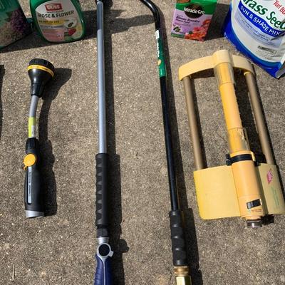 Lawn & Garden Sprinkler Miracle Gro Grass Seed Sprayer Lot