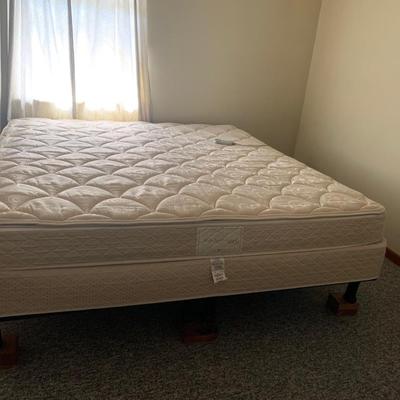 King Sleep Number 4000 Bed