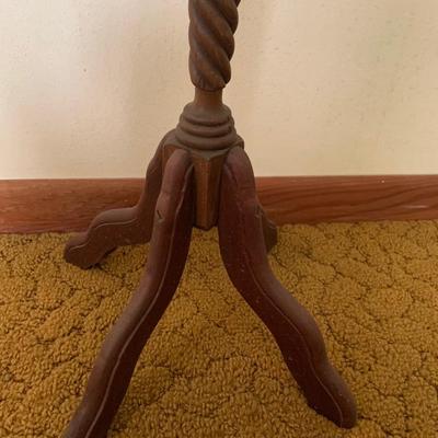Wooden Twist Plant Stand