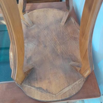 Beautiful washstand table with wooden chair