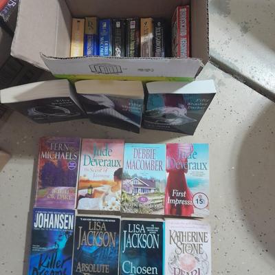 Soft Back Books including 3 set 50 shades of Grey, Debbie Macomber, Jude Deverlaux, Lisa Jackson and more