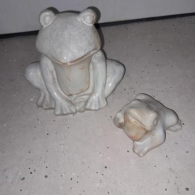 Two glazed ceramic yard frogs