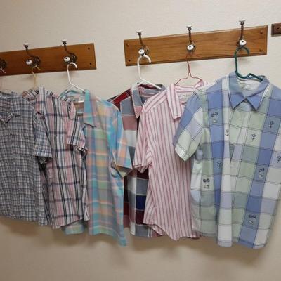 Women's short sleeved button up tops American weekend, Lee Riders L & XL