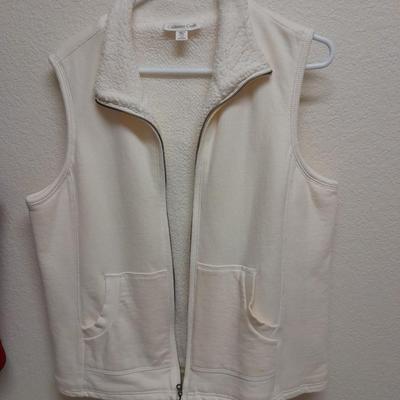 Three Women's Vests L and 1 X Colorado trading & clothing Co., Coldwater creek