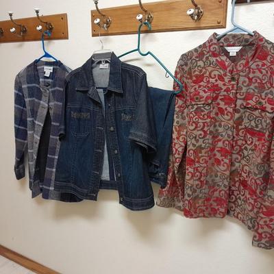 Women's Blazer Jackets and a jean jacket / pant set foreign size 2, 16 and XL Chico's, Alfred Dunner