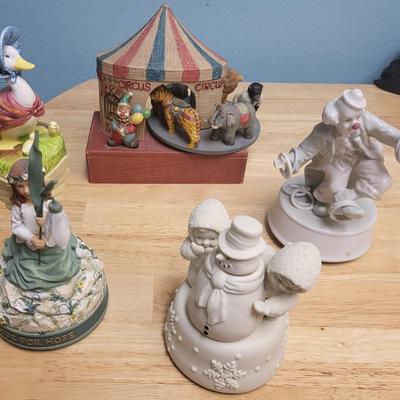 5 Music Box Lot