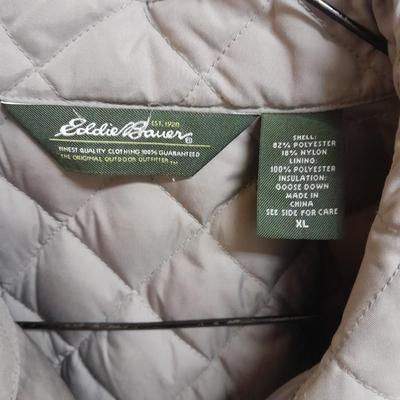 Women's size XL nice Eddie Bauer Jacket