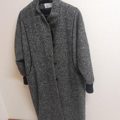 Two women's size Large Coats long wool Stephane Mathews, and shorter red JM Collection with scarf