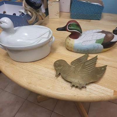 3 Duck Lot