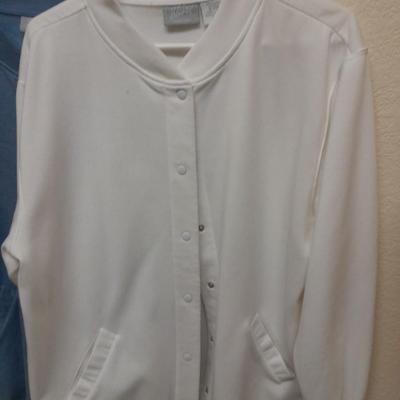 Blair Size Large button up jacket / sweatshirts in different Colors