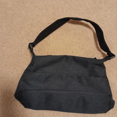 Small black Purse and silver daybag