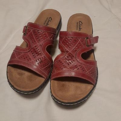 Two pair of Women's Clarks sandals size 10 M
