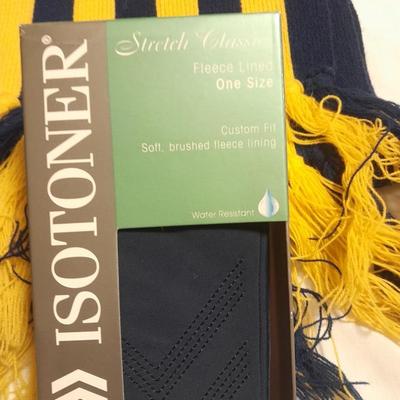Winter scarves and gloves Isotoner new driving gloves