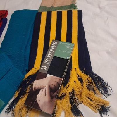 Winter scarves and gloves Isotoner new driving gloves