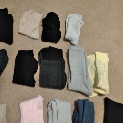 Over 20 pairs of New to nearly new pairs of socks