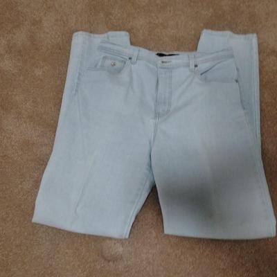Two pair of Jeans Gloria Vanderbilt 12 and 14