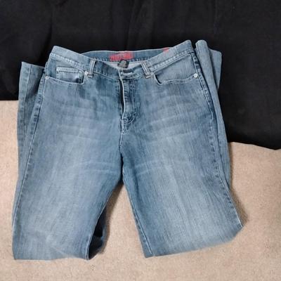 Three pairs of Women's Jeans West side 12, and 2 black Gloria Vanderbilt 12,