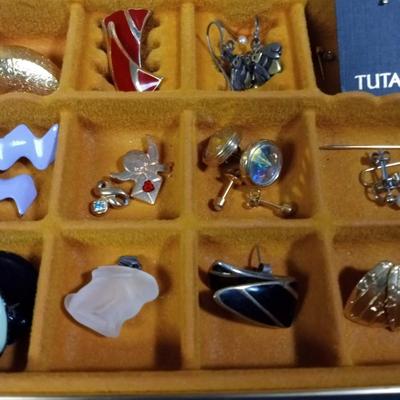 COSTUME JEWELRY AND SECTIONED JEWELRY BOX