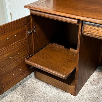Solid Wood Office Desk With Hutch