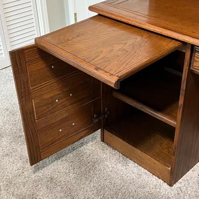 Solid Wood Office Desk With Hutch