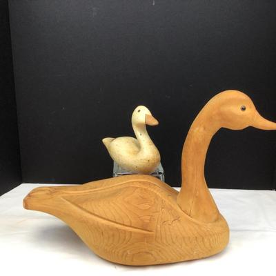 661 Decoy Lot with Unfinished Decoy