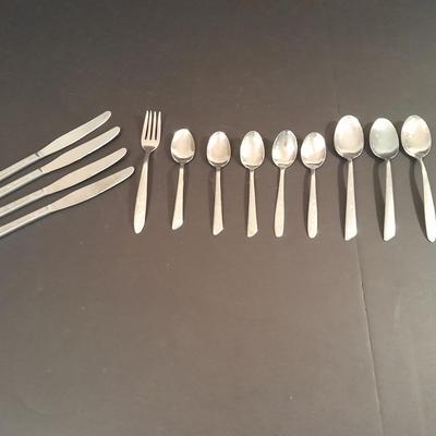 Wood Dale Stainless Flatware Replacement pieces