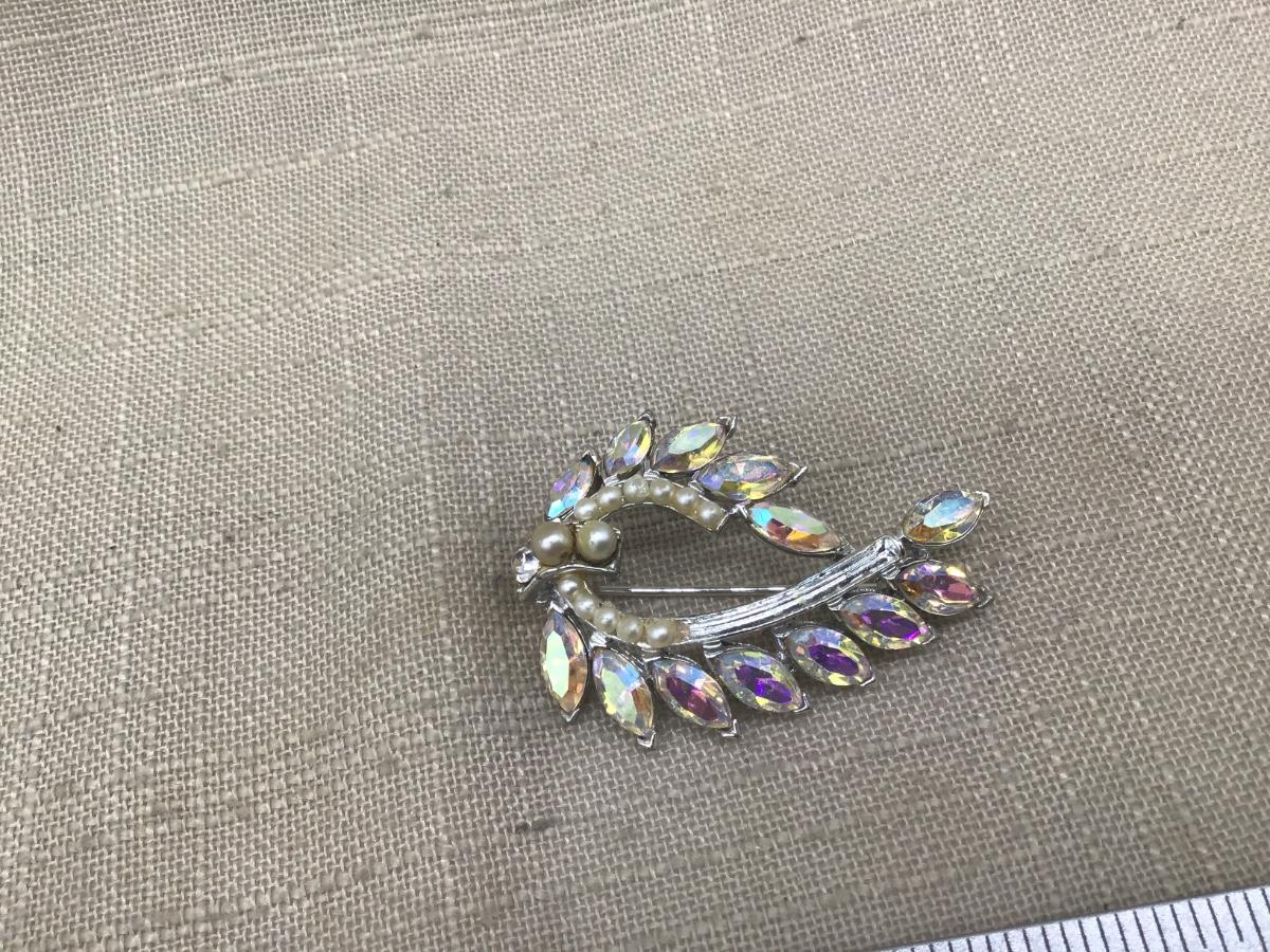 Vintage Crystal Brooch