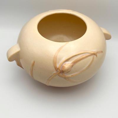 ROSEVILLE ~ Peach Pottery Vase