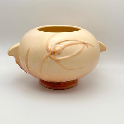 ROSEVILLE ~ Peach Pottery Vase