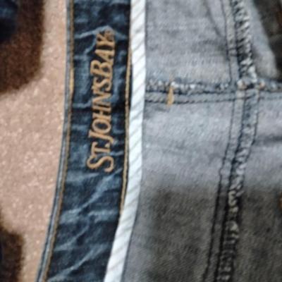 Women's Jeans